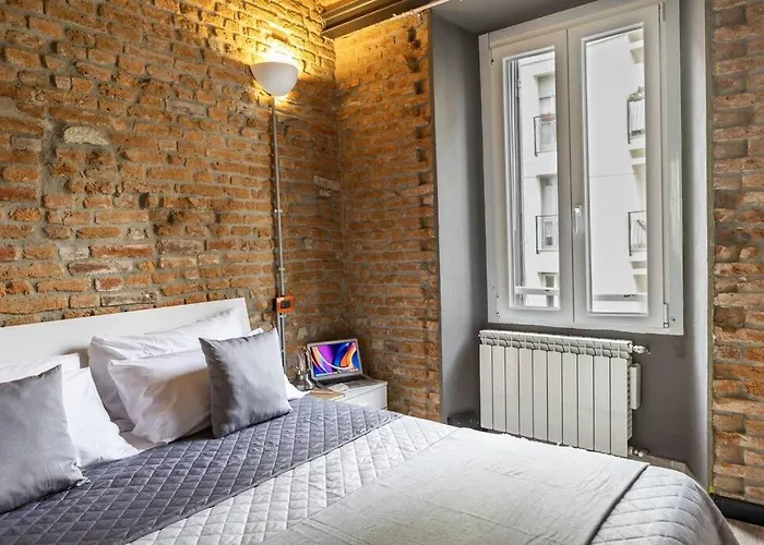 Italstay - Canonica Brick Apartment Milan